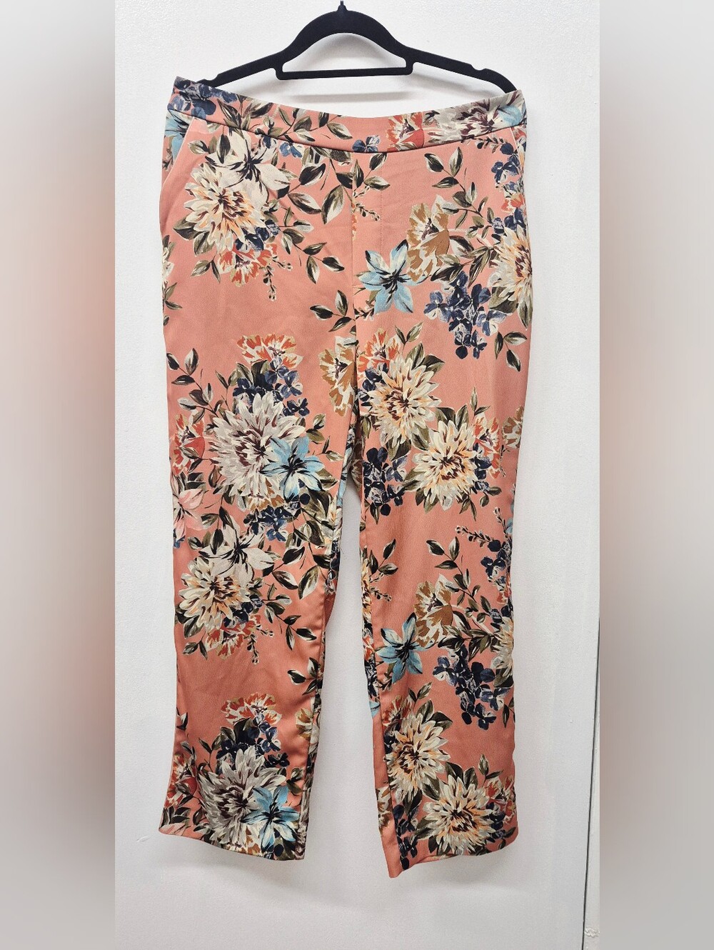 🌼5/$20 Zara Coral Floral Straight-Leg Pants Medium